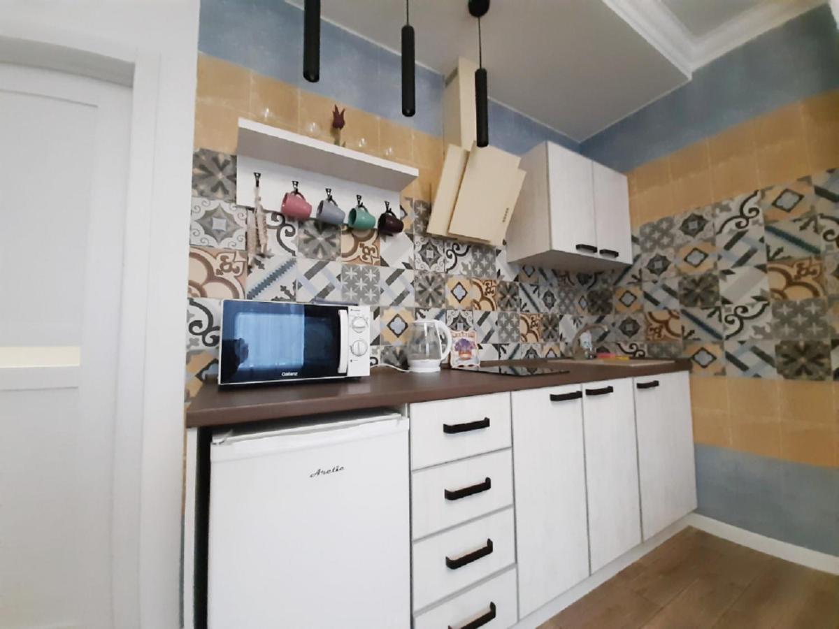 2 Bdr Apartment Near Gorky Park, Center Харков Екстериор снимка